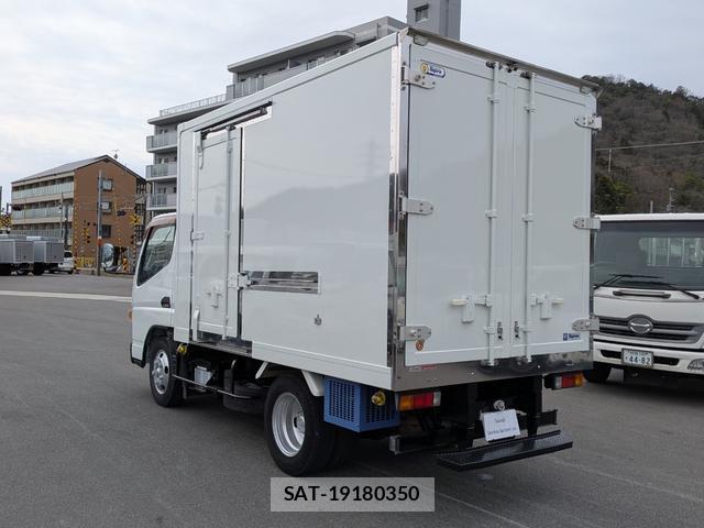 MITSUBISHI FUSO CANTER 2015-07 7796444-5
