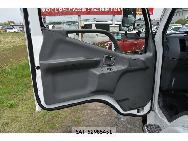 MITSUBISHI FUSO CANTER 2000-10 7796497-13
