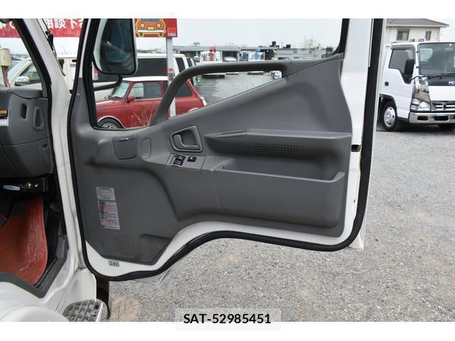 MITSUBISHI FUSO CANTER 2000-10 7796497-15