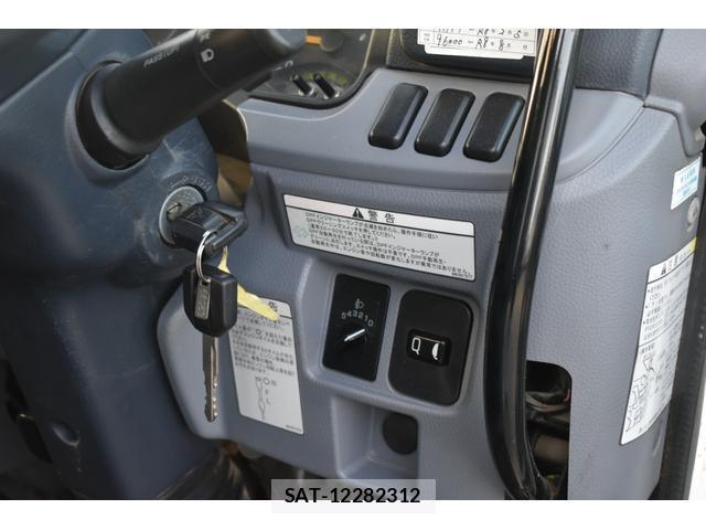 MITSUBISHI FUSO CANTER 2014-02 7796548-12