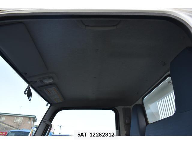MITSUBISHI FUSO CANTER 2014-02 7796548-13