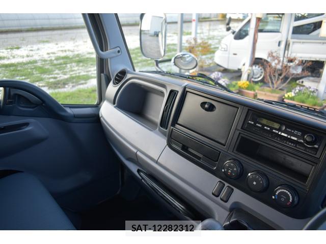 MITSUBISHI FUSO CANTER 2014-02 7796548-17