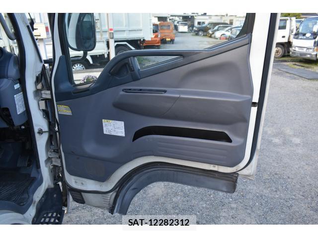 MITSUBISHI FUSO CANTER 2014-02 7796548-19