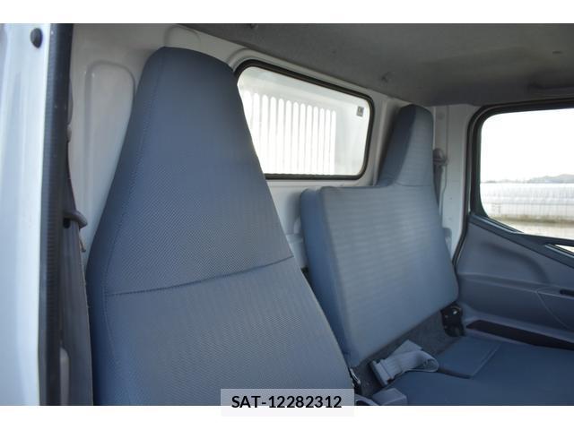 MITSUBISHI FUSO CANTER 2014-02 7796548-5