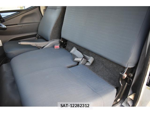 MITSUBISHI FUSO CANTER 2014-02 7796548-6