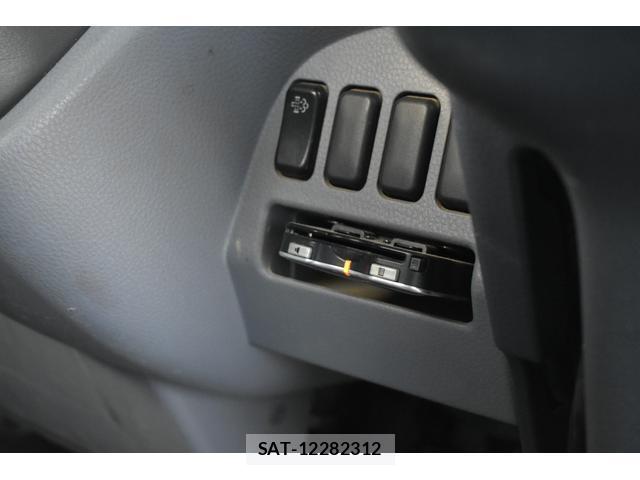 MITSUBISHI FUSO CANTER 2014-02 7796548-9