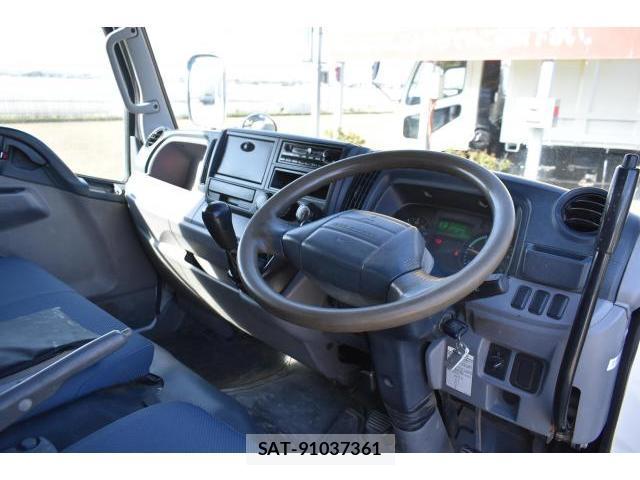 MITSUBISHI FUSO CANTER 2012-10 7796553-2