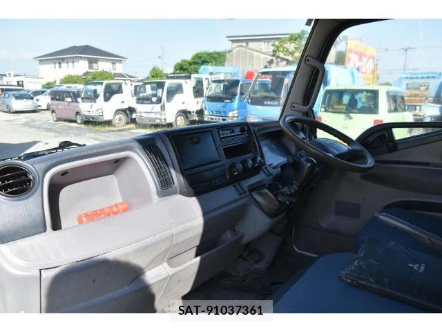 MITSUBISHI FUSO CANTER 2012-10 7796553-5