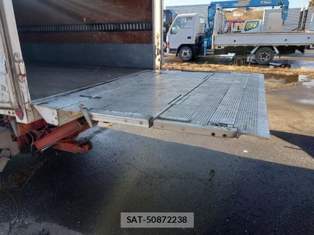 MITSUBISHI FUSO CANTER 2004-07 7797388-12