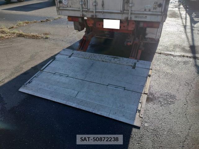 MITSUBISHI FUSO CANTER 2004-07 7797388-13