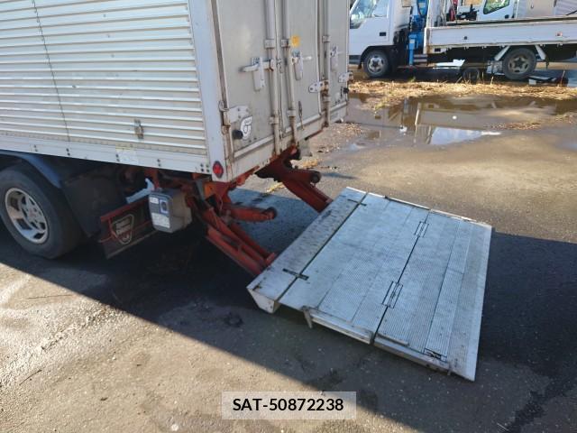 MITSUBISHI FUSO CANTER 2004-07 7797388-19