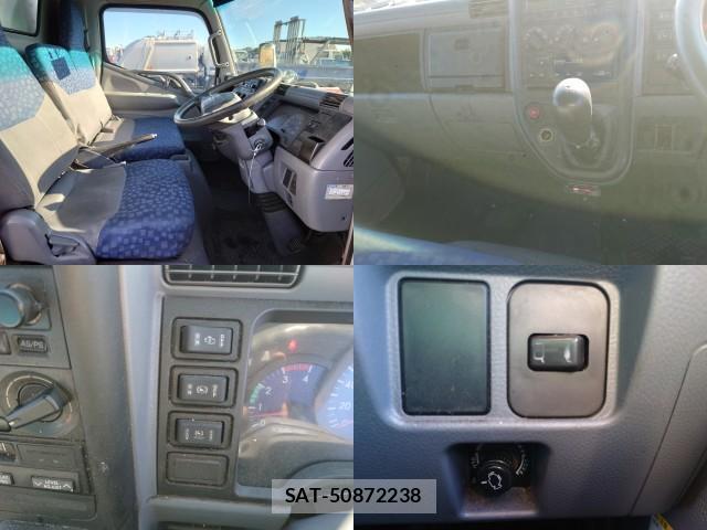 MITSUBISHI FUSO CANTER 2004-07 7797388-8