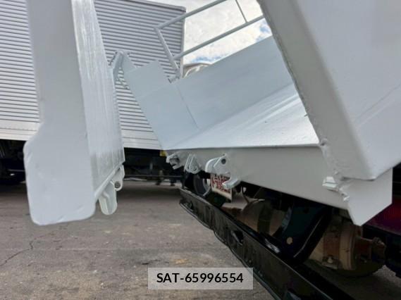 MITSUBISHI FUSO CANTER 2015 7797912-18