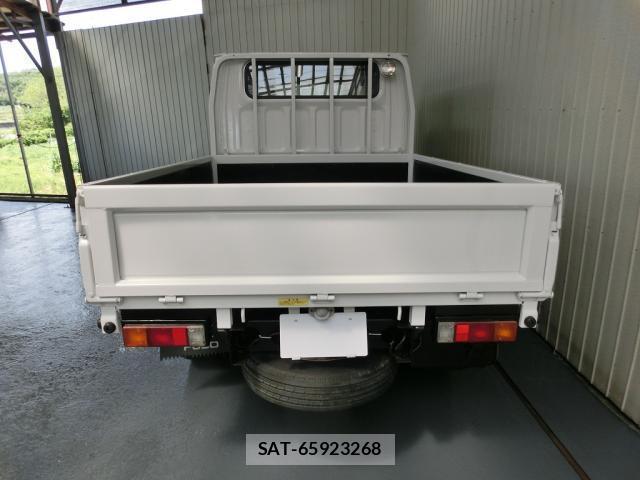 MITSUBISHI FUSO CANTER 2013-01 7797936-13
