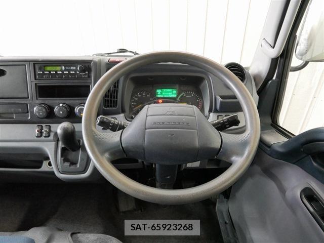 MITSUBISHI FUSO CANTER 2013-01 7797936-19