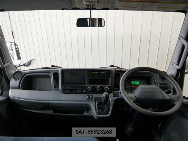 MITSUBISHI FUSO CANTER 2013-01 7797936-3