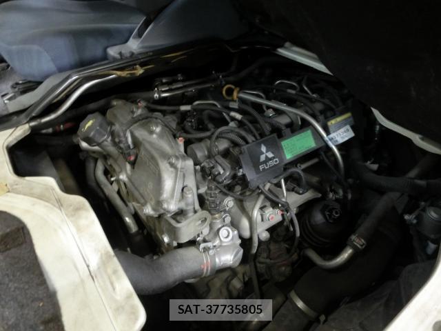 MITSUBISHI FUSO CANTER 2015-12 7797939-17