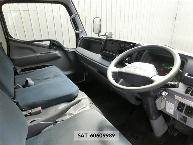 MITSUBISHI FUSO CANTER 2014-09 7797946-11