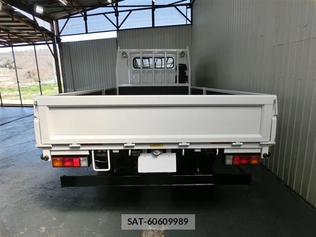 MITSUBISHI FUSO CANTER 2014-09 7797946-13