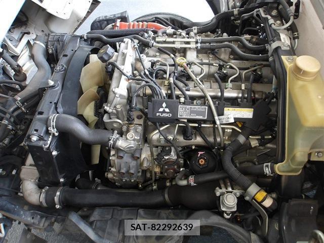 MITSUBISHI FUSO CANTER 2015-09 7797954-17