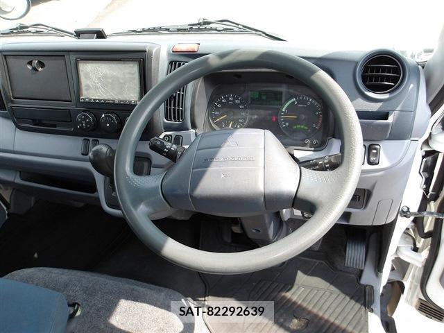 MITSUBISHI FUSO CANTER 2015-09 7797954-19