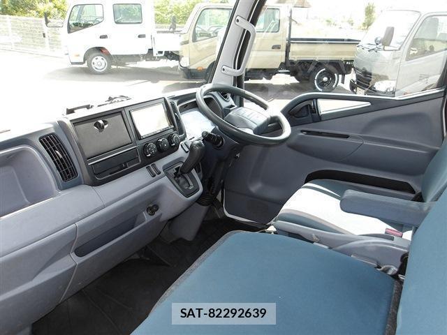 MITSUBISHI FUSO CANTER 2015-09 7797954-2