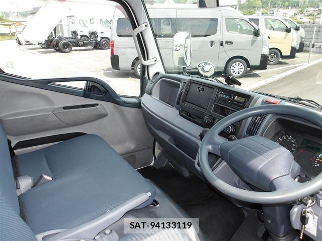 MITSUBISHI FUSO CANTER 2015-04 7797955-11