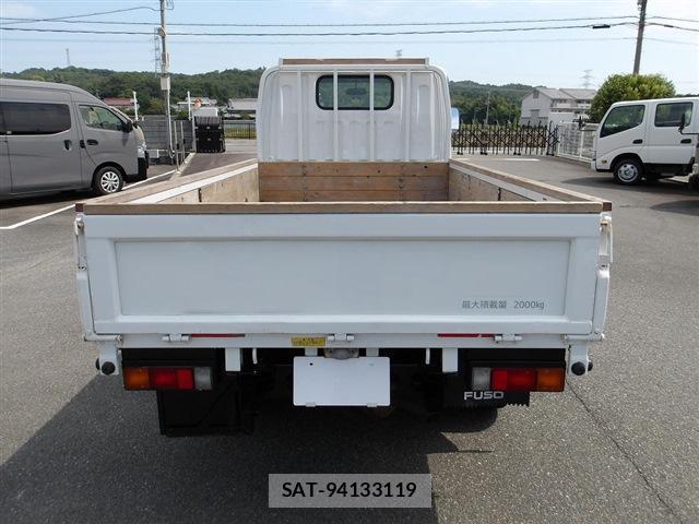 MITSUBISHI FUSO CANTER 2015-04 7797955-13