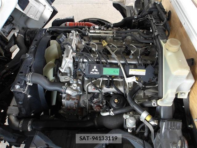 MITSUBISHI FUSO CANTER 2015-04 7797955-17