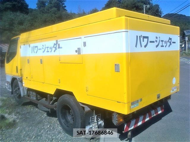 MITSUBISHI FUSO CANTER 2002-04 7798398-2