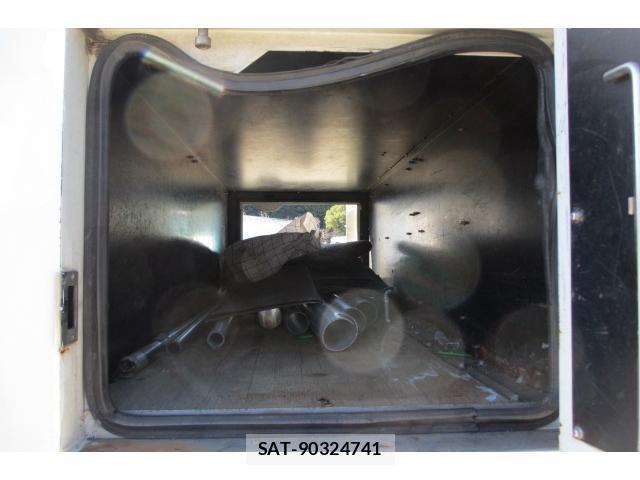 MITSUBISHI FUSO CANTER 2011-09 7798406-11
