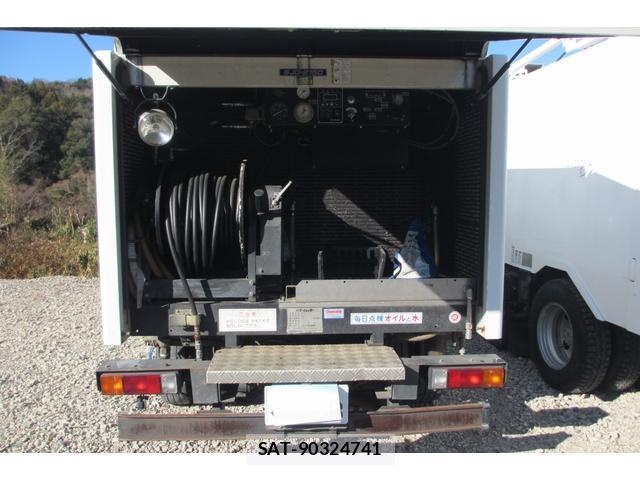 MITSUBISHI FUSO CANTER 2011-09 7798406-7