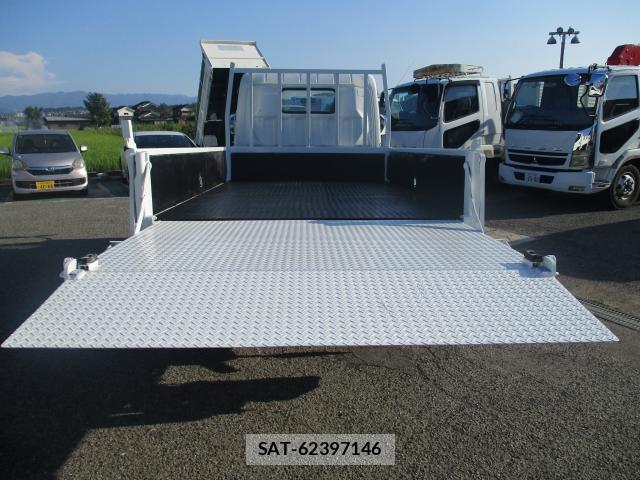 MITSUBISHI FUSO CANTER 2018-06 7799765-2