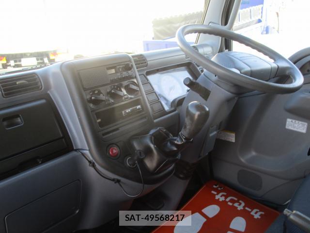 MITSUBISHI FUSO CANTER 2008-10 7799768-8