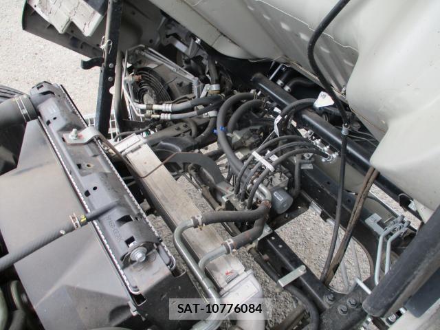 MITSUBISHI FUSO CANTER 2017-11 7799771-6