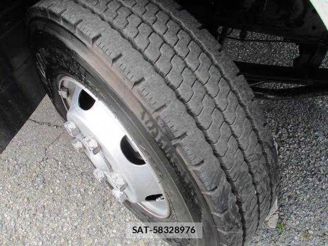 MITSUBISHI FUSO CANTER 2017-03 7799774-18