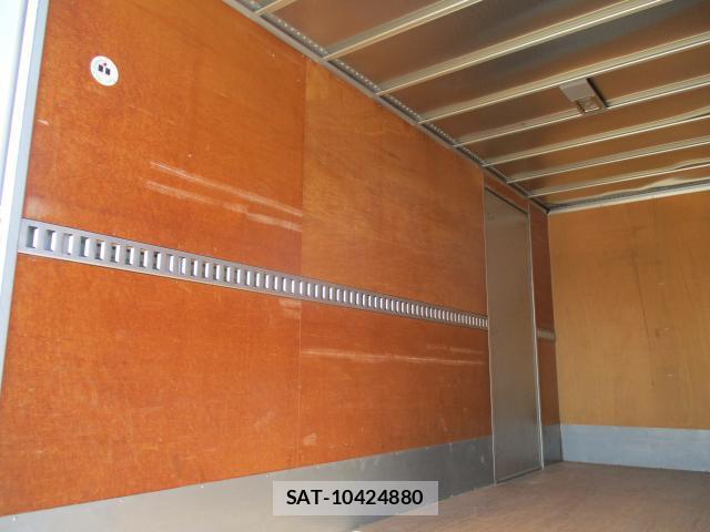 MITSUBISHI FUSO CANTER 2006-03 7799777-17