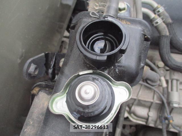 MITSUBISHI FUSO CANTER 2020-08 7799786-1