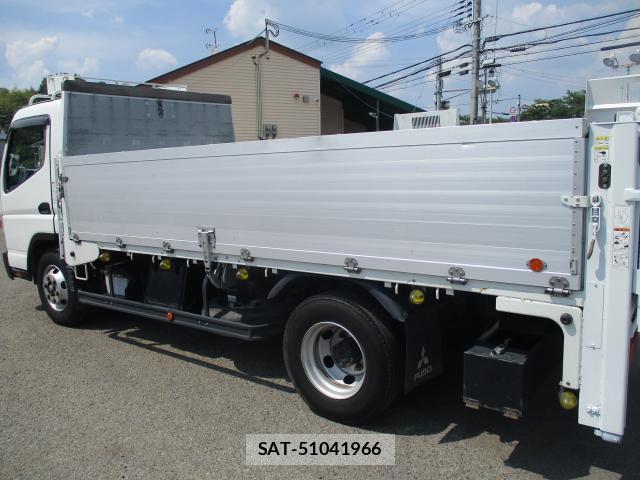 MITSUBISHI FUSO CANTER 2016-05 7799789-13
