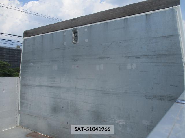 MITSUBISHI FUSO CANTER 2016-05 7799789-16