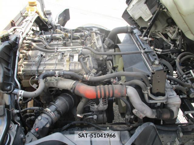 MITSUBISHI FUSO CANTER 2016-05 7799789-5
