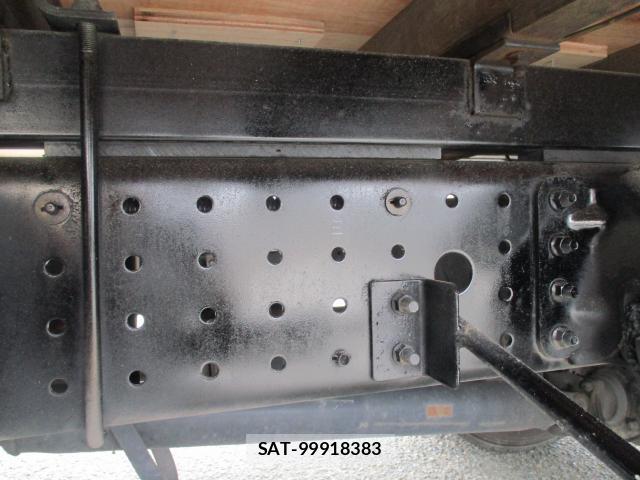 MITSUBISHI FUSO CANTER 2020-04 7799793-4