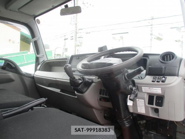 MITSUBISHI FUSO CANTER 2020-04 7799793-8