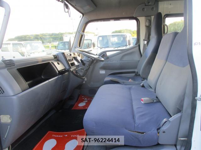 MITSUBISHI FUSO CANTER 2010-06 7799794-19