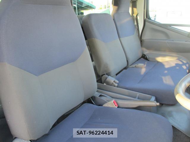 MITSUBISHI FUSO CANTER 2010-06 7799794-7