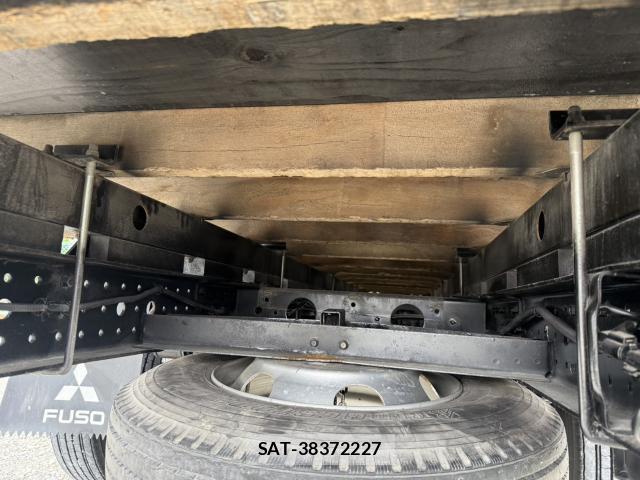 MITSUBISHI FUSO CANTER 2020-07 7799809-17