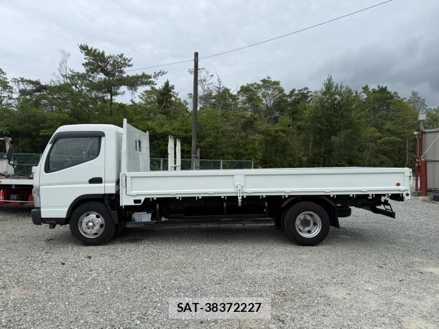 MITSUBISHI FUSO CANTER 2020-07 7799809-2