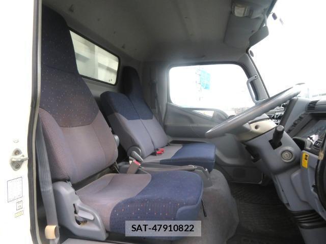 MITSUBISHI FUSO CANTER 2006-01 7800304-17