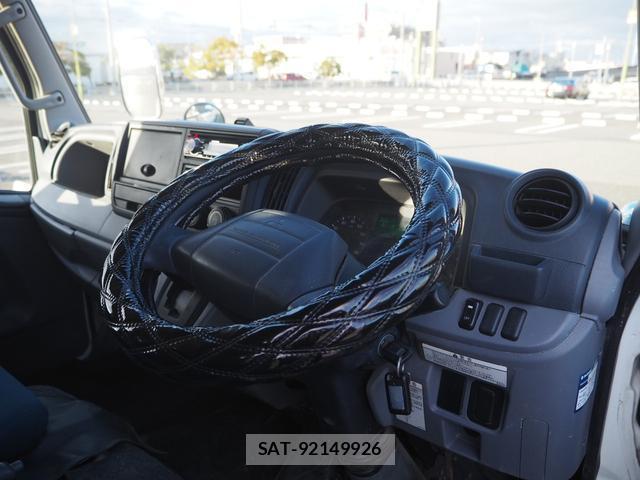 MITSUBISHI FUSO CANTER 2014-12 7801104-5