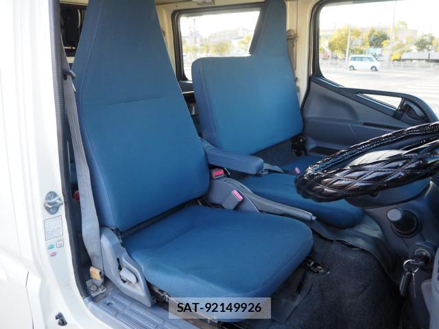 MITSUBISHI FUSO CANTER 2014-12 7801104-7